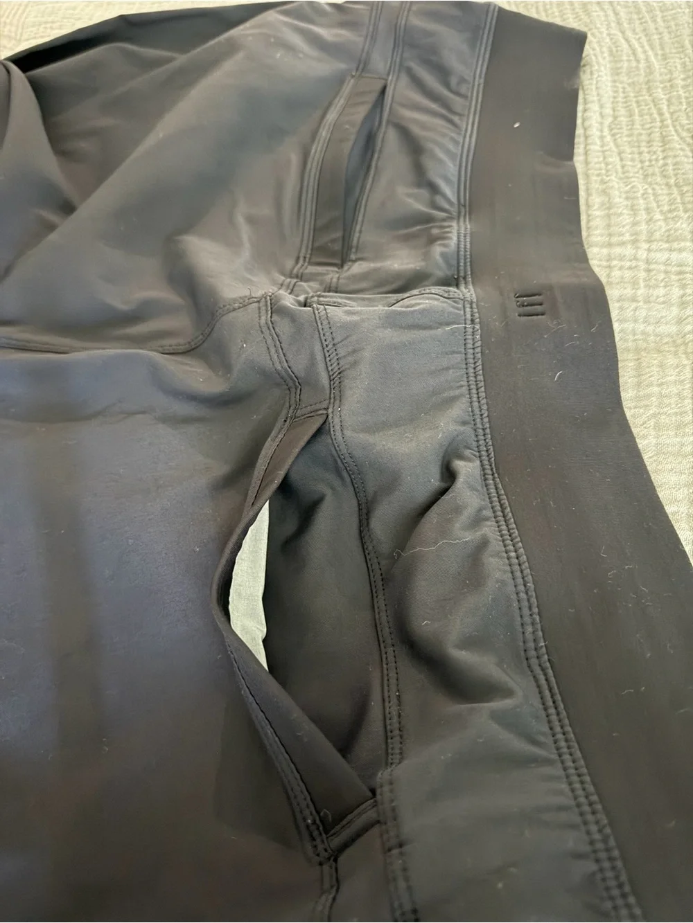 Lululemon Men’s Black Woven Track Pants Size XL